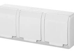 PRIZA tripla 2P+E IP44 cu capac HERMES