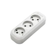 PRIZA EXTERIOARA 3LOCURI FARA PAMINTARE 10 A 250V  makel